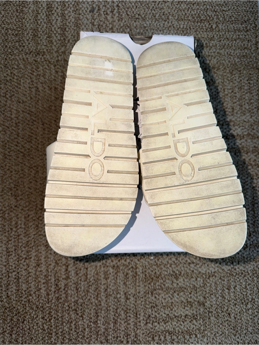 Limited Edition - Aldo White Looney Tunes (Tweety & Sylvester) Slide Sandals - Picture 3 of 8